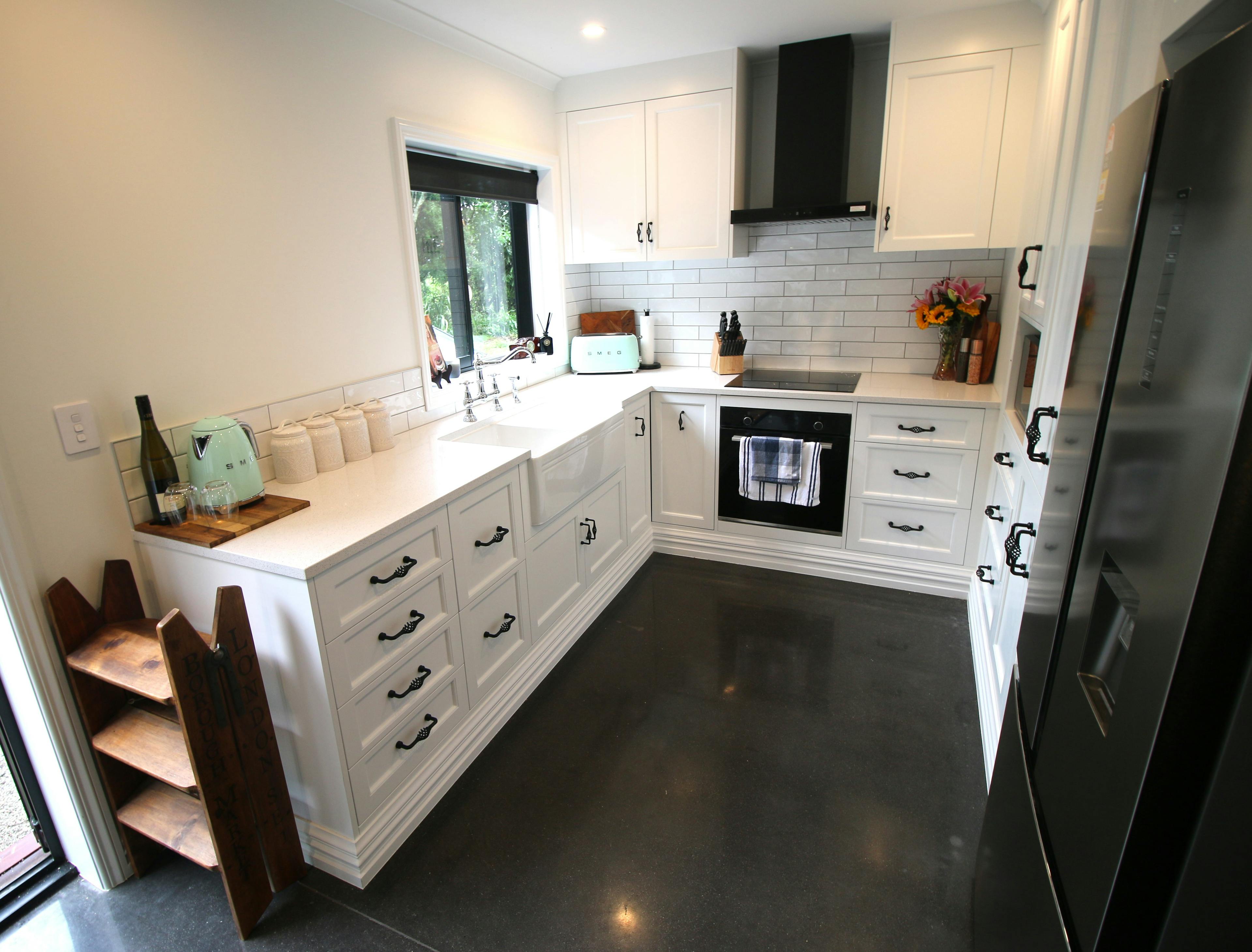 A picture a kitchen designed and installed by The Kitchen Zone